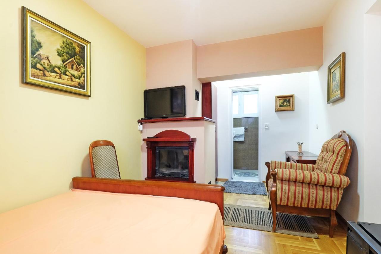 בלגרד Villa Tower Gardos מראה חיצוני תמונה