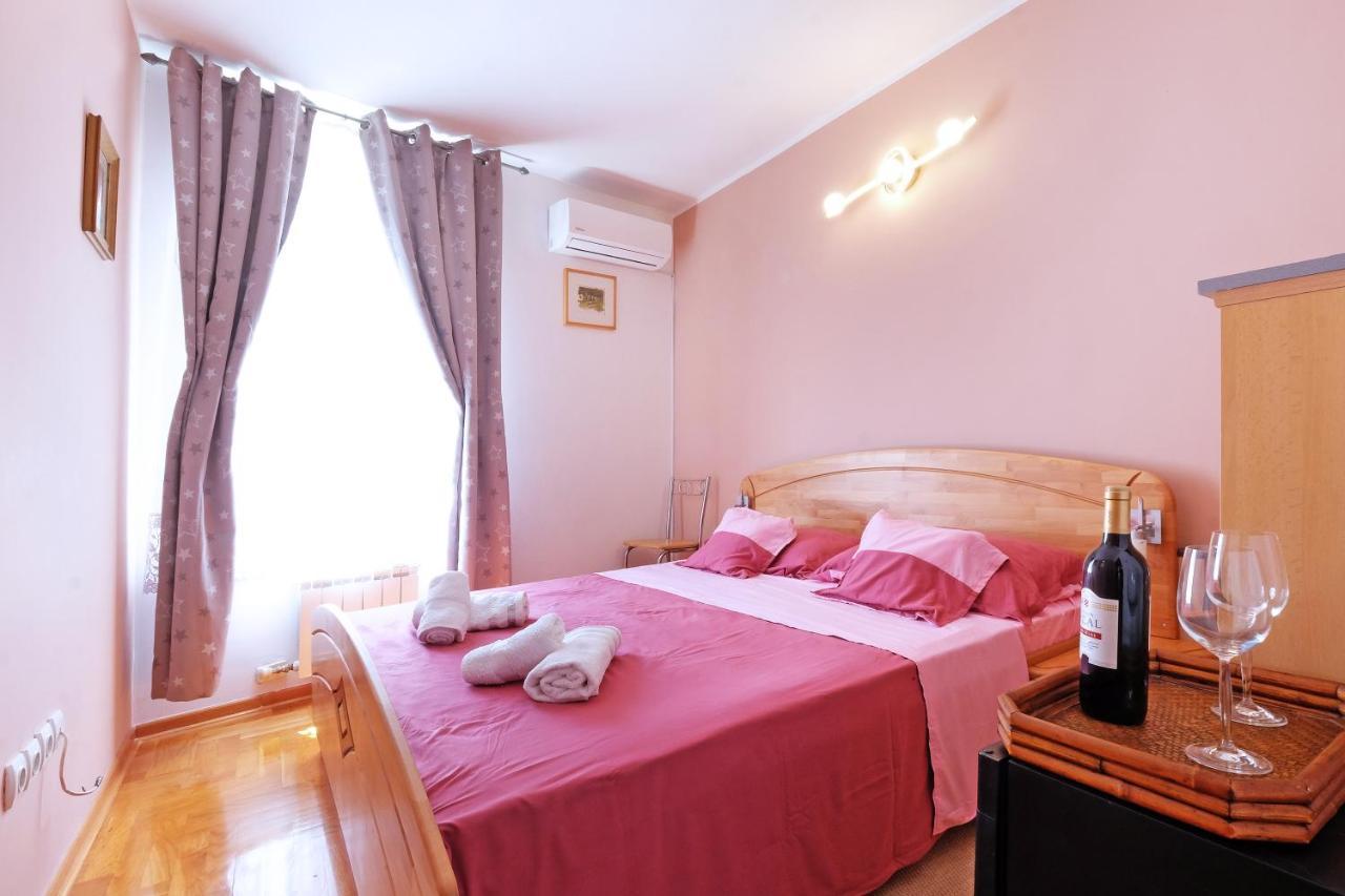 בלגרד Villa Tower Gardos מראה חיצוני תמונה