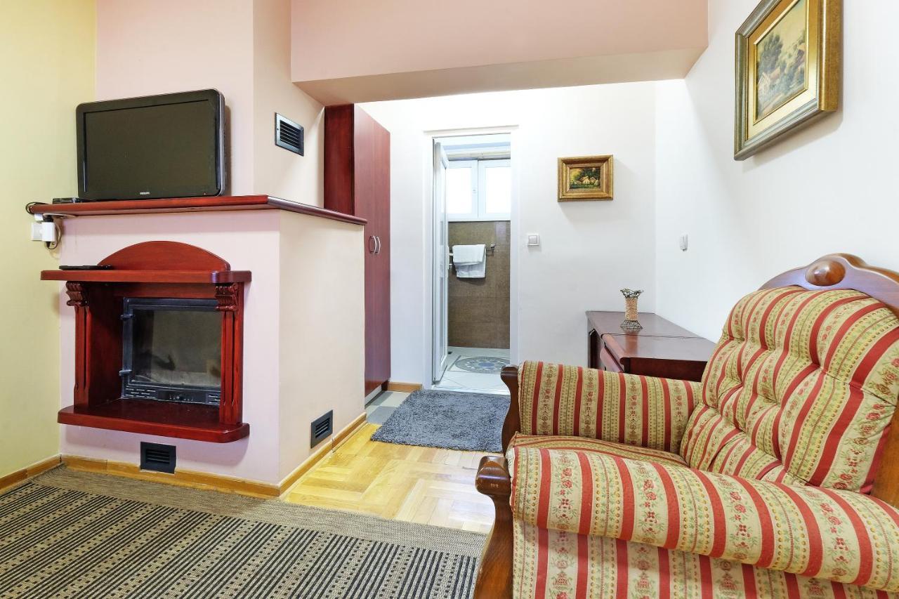 בלגרד Villa Tower Gardos מראה חיצוני תמונה