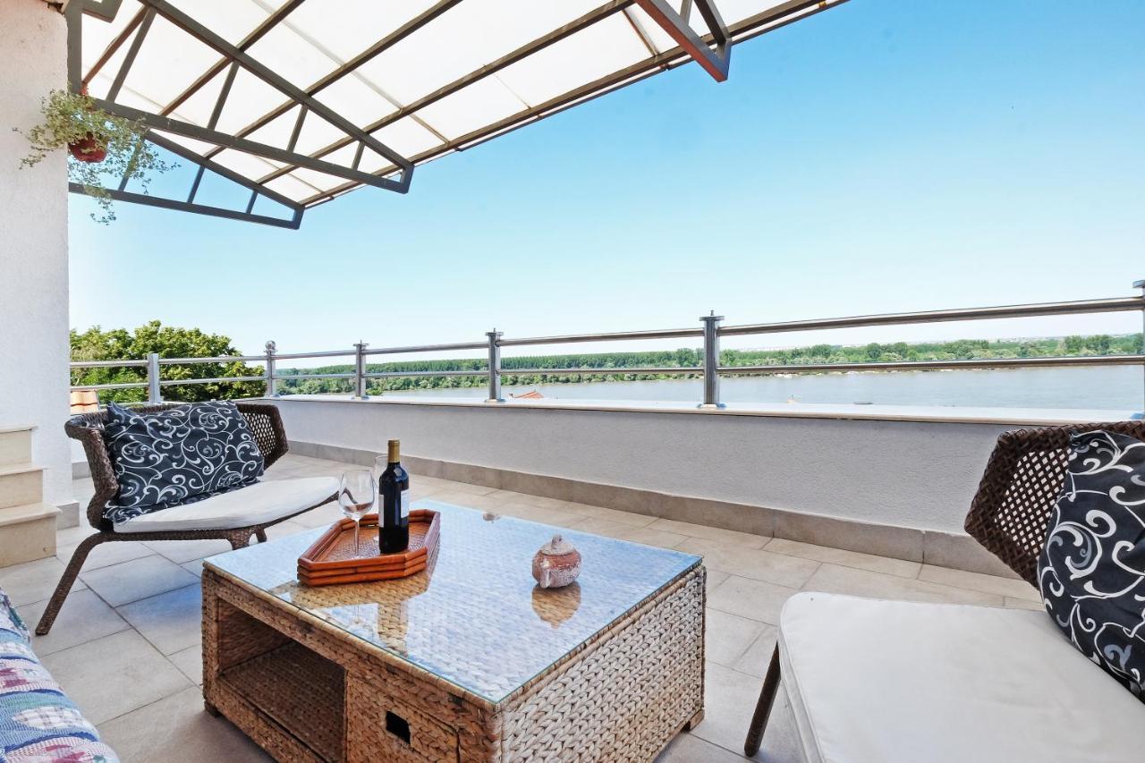 בלגרד Villa Tower Gardos מראה חיצוני תמונה