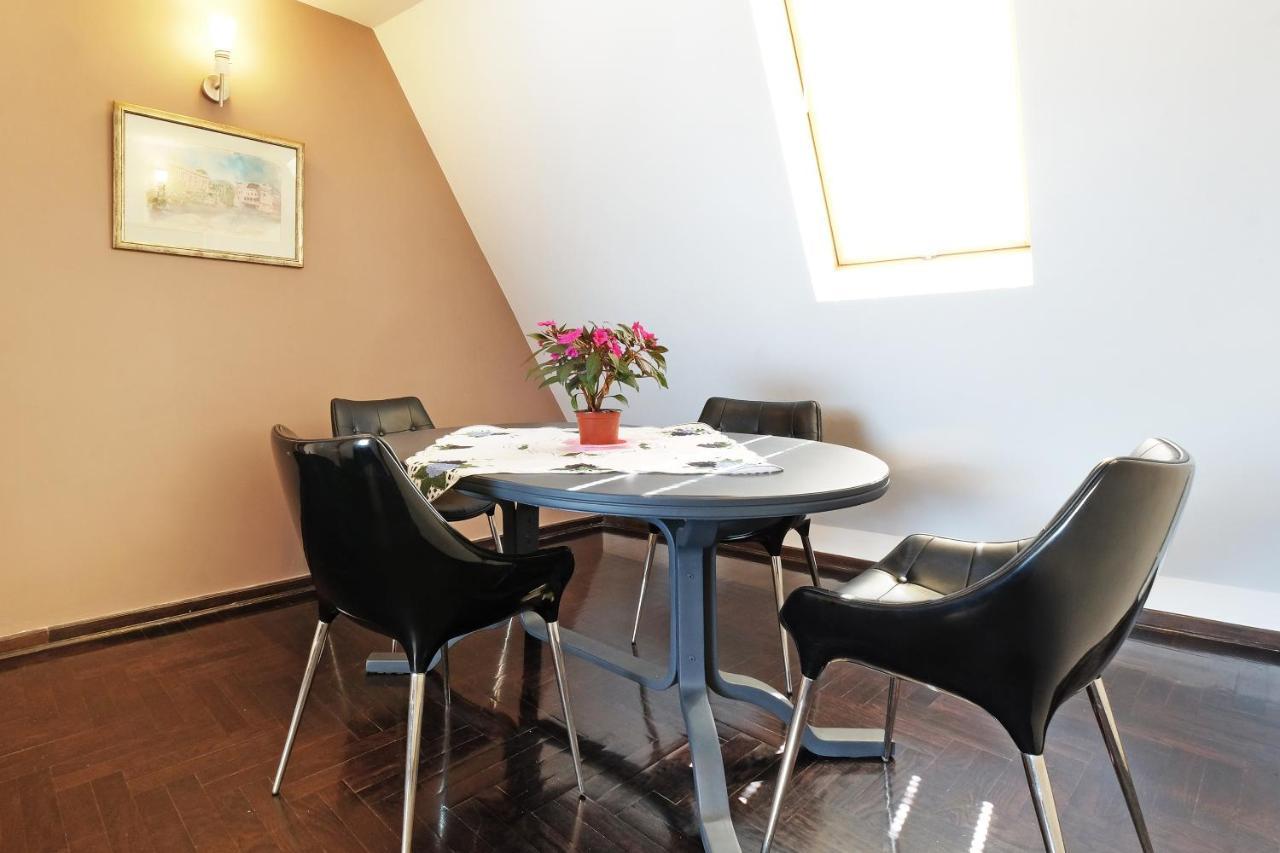 בלגרד Villa Tower Gardos מראה חיצוני תמונה